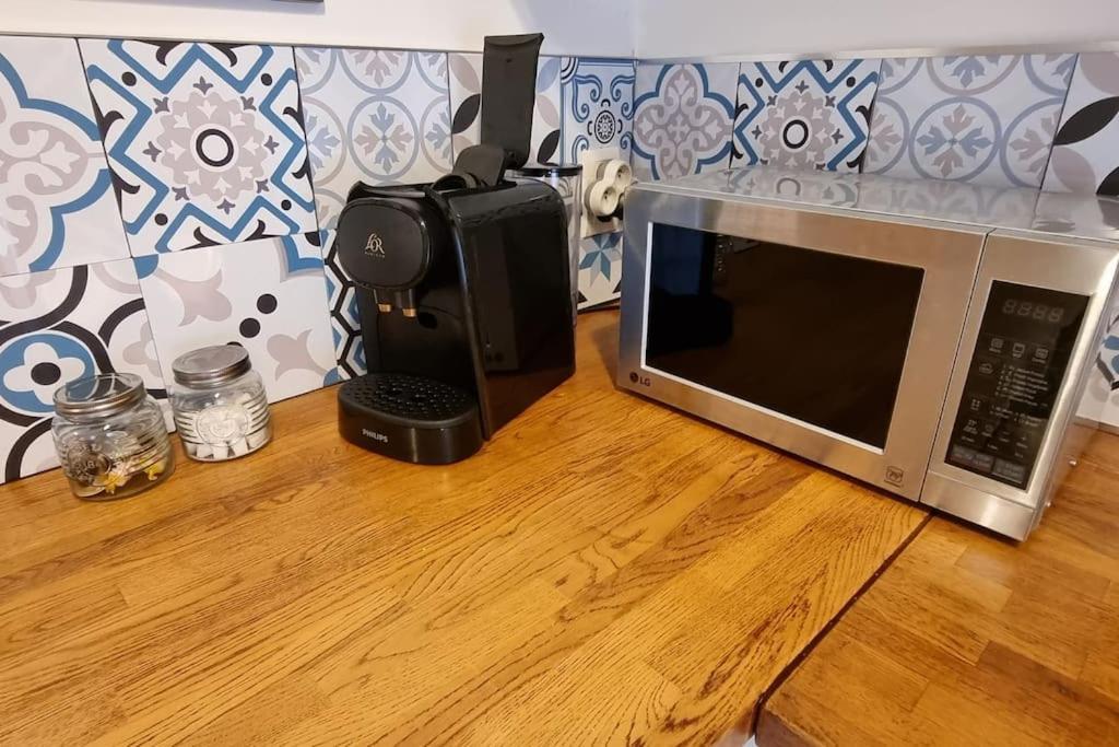Agreable Appartement Avec 2 Places De Parking Dans Le Garage Béziers Kültér fotó