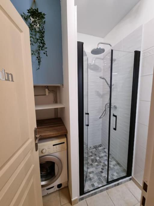 Agreable Appartement Avec 2 Places De Parking Dans Le Garage Béziers Kültér fotó