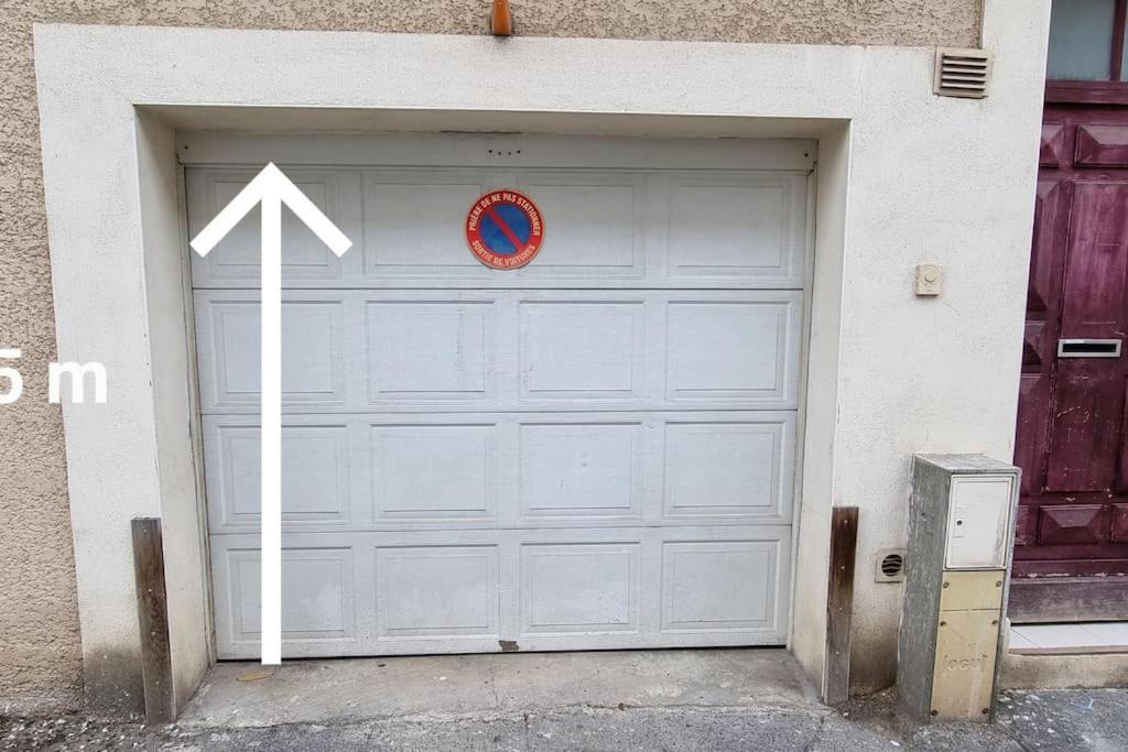 Agreable Appartement Avec 2 Places De Parking Dans Le Garage Béziers Kültér fotó